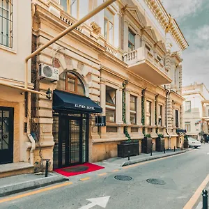 Eleven 4* Баку