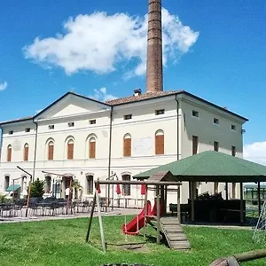 https://ristorante-alloggio-ostello-amolara.hotelinveneto.com